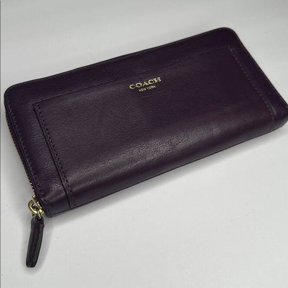 Coach Rich Plum Leather Zip Wallet - Picture 1 of 7